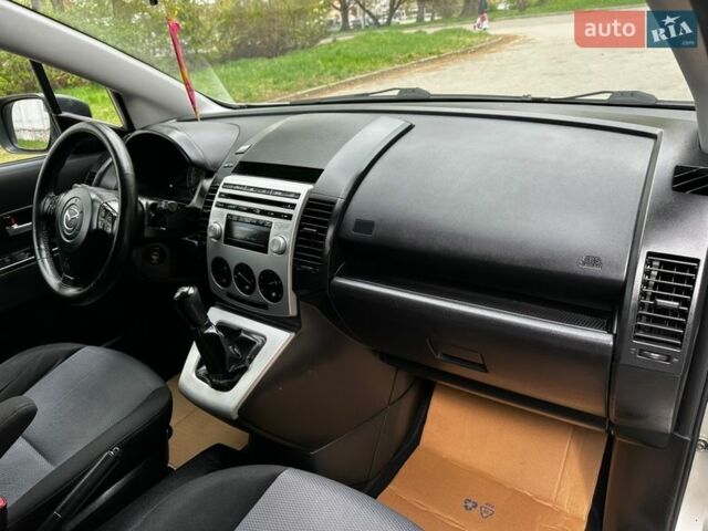 Серый Мазда 5, объемом двигателя 2 л и пробегом 303 тыс. км за 4650 $, фото 63 на Automoto.ua