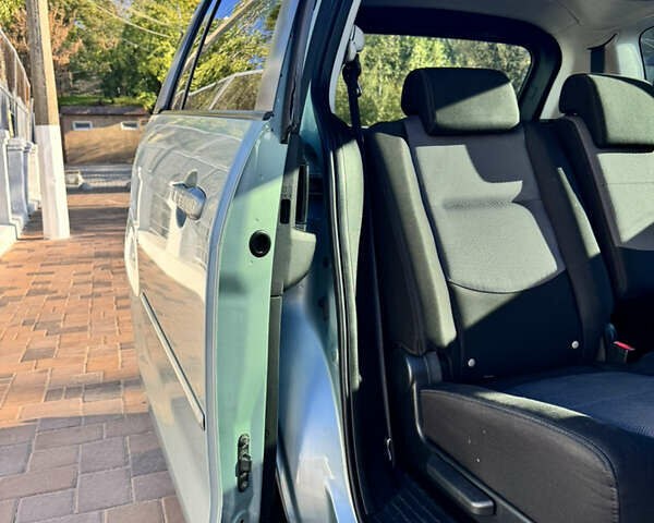 Мазда 5 2006 в Николаеве на Automoto.ua Серый Мазда 5, объемом двигателя 2 л и пробегом 500 тыс. км за 4750 $, фото 20 на Automoto.ua