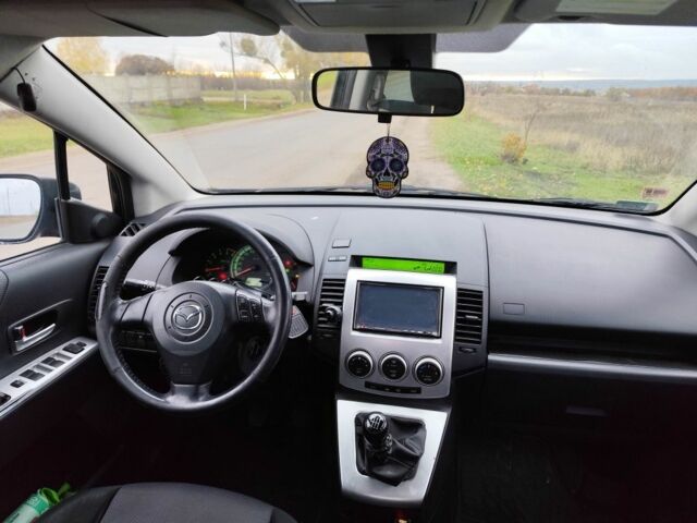 Сірий Мазда 5, об'ємом двигуна 2 л та пробігом 374 тис. км за 2970 $, фото 8 на Automoto.ua