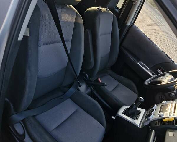 Серый Мазда 5, объемом двигателя 2 л и пробегом 200 тыс. км за 5400 $, фото 12 на Automoto.ua