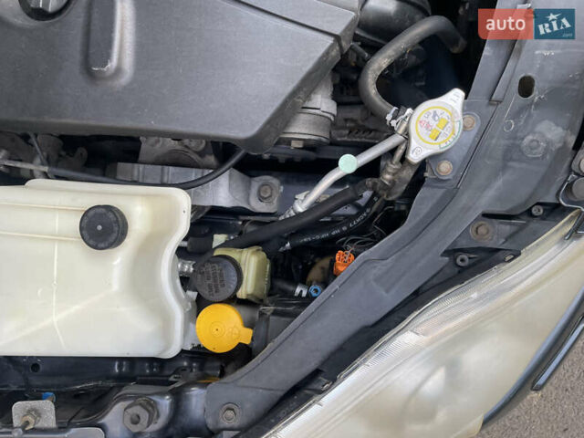 Сірий Мазда 5, об'ємом двигуна 2 л та пробігом 246 тис. км за 4700 $, фото 10 на Automoto.ua