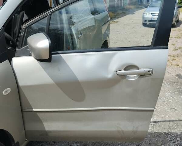 Серый Мазда 5, объемом двигателя 2 л и пробегом 297 тыс. км за 2500 $, фото 24 на Automoto.ua