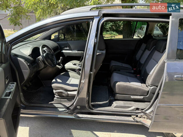 Серый Мазда 5, объемом двигателя 2 л и пробегом 255 тыс. км за 5800 $, фото 11 на Automoto.ua