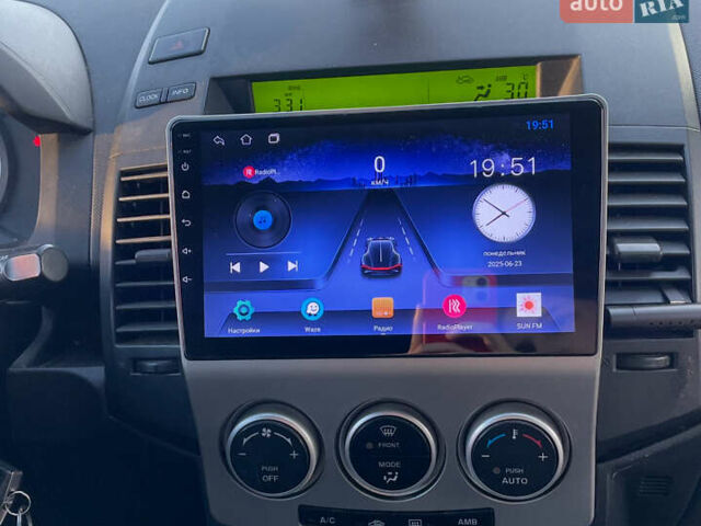 Сірий Мазда 5, об'ємом двигуна 2 л та пробігом 246 тис. км за 4700 $, фото 12 на Automoto.ua