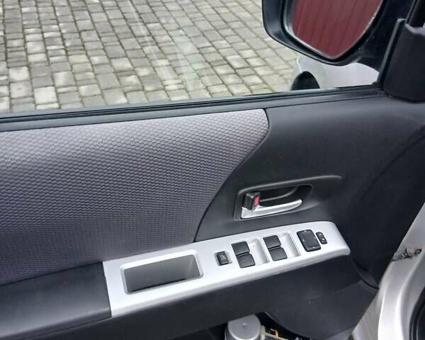 Сірий Мазда 5, об'ємом двигуна 2 л та пробігом 236 тис. км за 5200 $, фото 22 на Automoto.ua