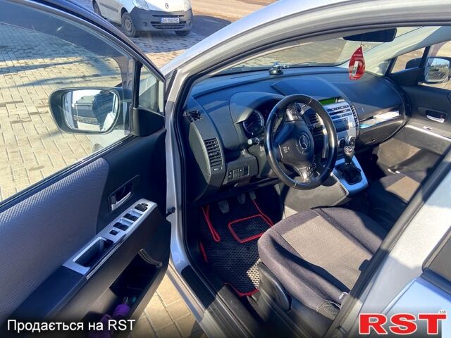 Серый Мазда 5, объемом двигателя 2 л и пробегом 350 тыс. км за 5500 $, фото 9 на Automoto.ua
