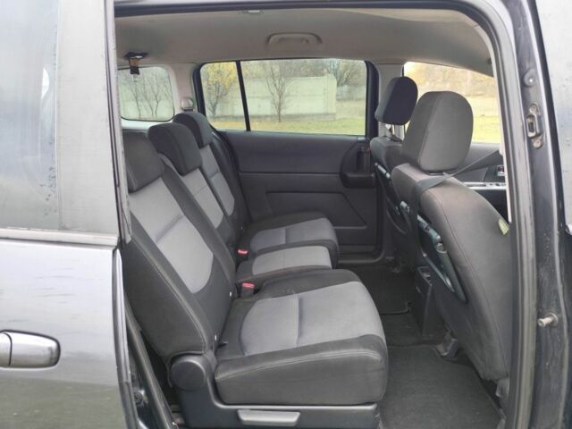 Сірий Мазда 5, об'ємом двигуна 2 л та пробігом 374 тис. км за 2970 $, фото 6 на Automoto.ua