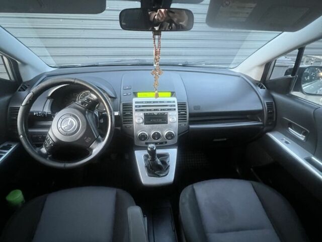 Серый Мазда 5, объемом двигателя 2 л и пробегом 206 тыс. км за 4800 $, фото 6 на Automoto.ua