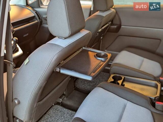 Серый Мазда 5, объемом двигателя 1.8 л и пробегом 236 тыс. км за 5499 $, фото 30 на Automoto.ua