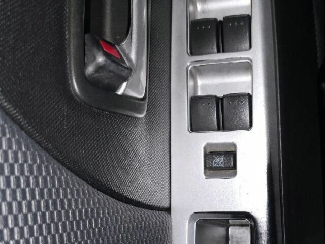 Сірий Мазда 5, об'ємом двигуна 2 л та пробігом 316 тис. км за 4900 $, фото 15 на Automoto.ua