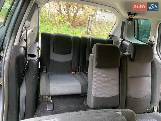 Мазда 5 2006 в Львове на Automoto.ua Серый Мазда 5, объемом двигателя 2 л и пробегом 290 тыс. км за 5500 $, фото 12 на Automoto.ua