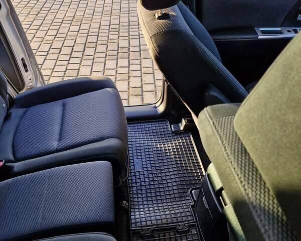 Серый Мазда 5, объемом двигателя 2 л и пробегом 200 тыс. км за 5400 $, фото 20 на Automoto.ua