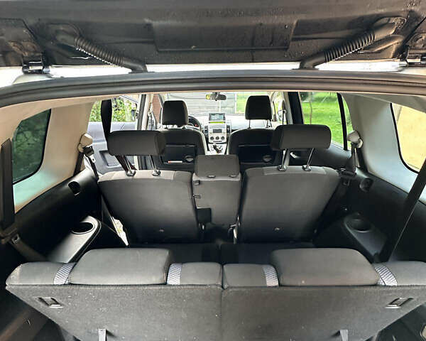 Сірий Мазда 5, об'ємом двигуна 2.01 л та пробігом 228 тис. км за 4950 $, фото 11 на Automoto.ua