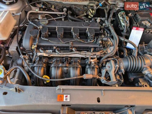 Серый Мазда 5, объемом двигателя 1.8 л и пробегом 236 тыс. км за 5499 $, фото 10 на Automoto.ua