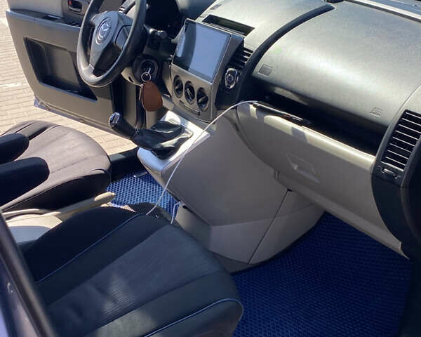 Сірий Мазда 5, об'ємом двигуна 2 л та пробігом 262 тис. км за 5100 $, фото 8 на Automoto.ua