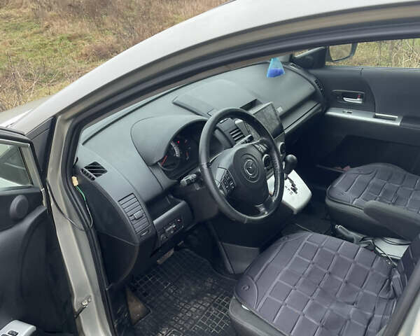 Серый Мазда 5, объемом двигателя 2.26 л и пробегом 240 тыс. км за 5550 $, фото 10 на Automoto.ua