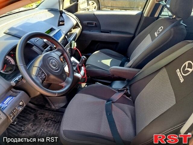 Серый Мазда 5, объемом двигателя 1.8 л и пробегом 245 тыс. км за 5500 $, фото 3 на Automoto.ua