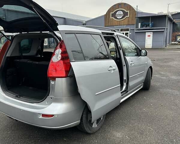 Сірий Мазда 5, об'ємом двигуна 2 л та пробігом 311 тис. км за 4300 $, фото 3 на Automoto.ua