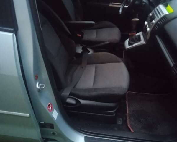 Сірий Мазда 5, об'ємом двигуна 2 л та пробігом 288 тис. км за 3500 $, фото 10 на Automoto.ua