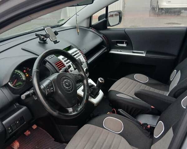 Сірий Мазда 5, об'ємом двигуна 2 л та пробігом 236 тис. км за 5200 $, фото 25 на Automoto.ua