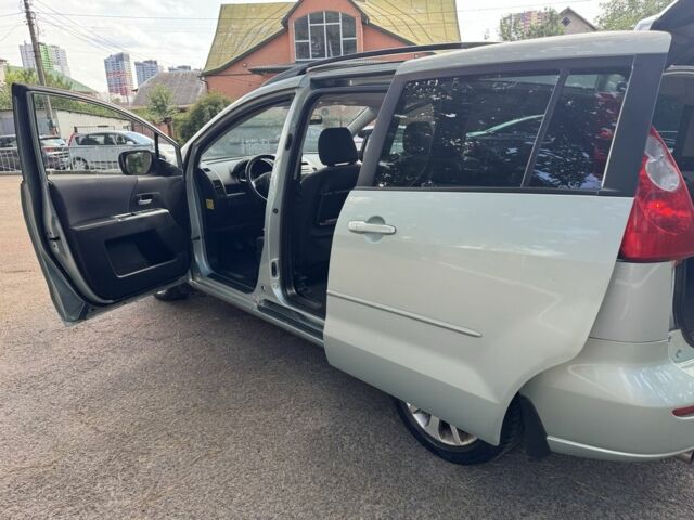 Сірий Мазда 5, об'ємом двигуна 2 л та пробігом 214 тис. км за 4300 $, фото 10 на Automoto.ua