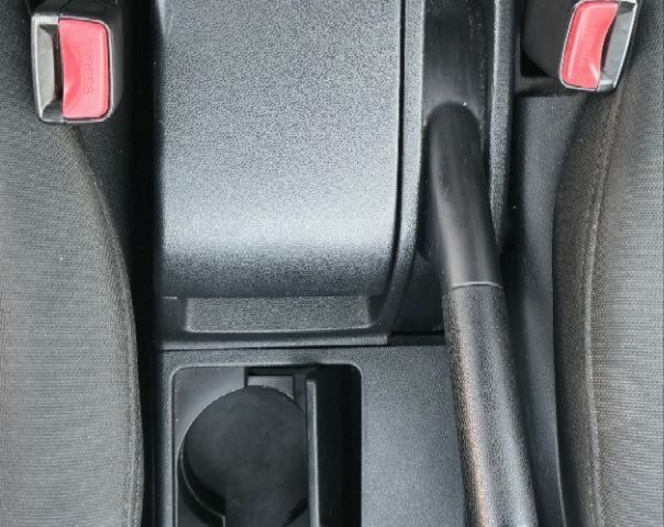 Сірий Мазда 5, об'ємом двигуна 2 л та пробігом 316 тис. км за 4900 $, фото 13 на Automoto.ua