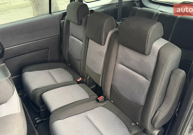 Сірий Мазда 5, об'ємом двигуна 2 л та пробігом 289 тис. км за 4900 $, фото 19 на Automoto.ua