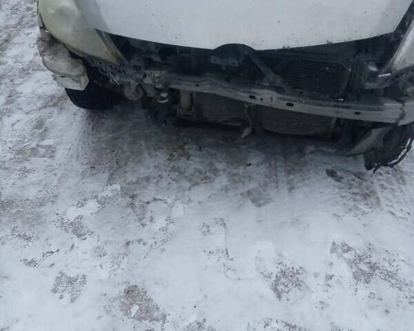 Сірий Мазда 5, об'ємом двигуна 2 л та пробігом 250 тис. км за 2200 $, фото 10 на Automoto.ua