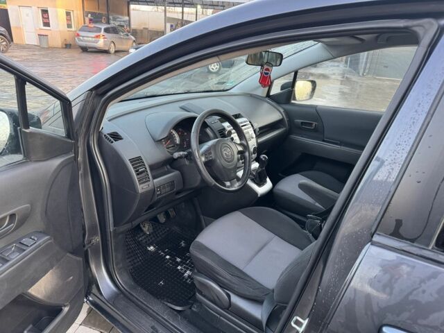 Серый Мазда 5, объемом двигателя 0 л и пробегом 314 тыс. км за 1600 $, фото 5 на Automoto.ua