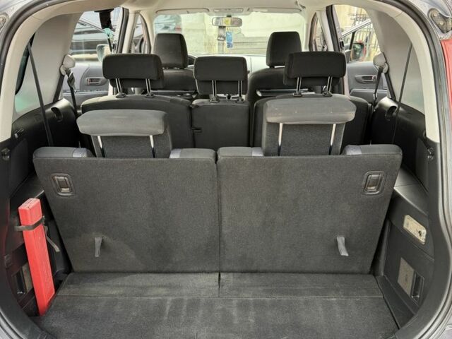 Сірий Мазда 5, об'ємом двигуна 2 л та пробігом 300 тис. км за 4350 $, фото 22 на Automoto.ua