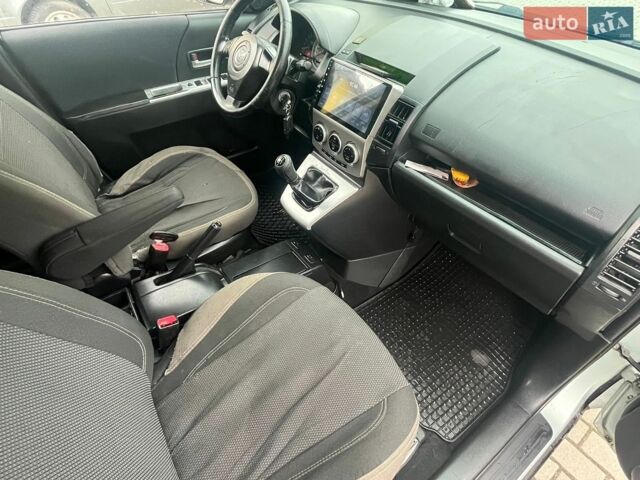 Сірий Мазда 5, об'ємом двигуна 2 л та пробігом 320 тис. км за 4200 $, фото 11 на Automoto.ua