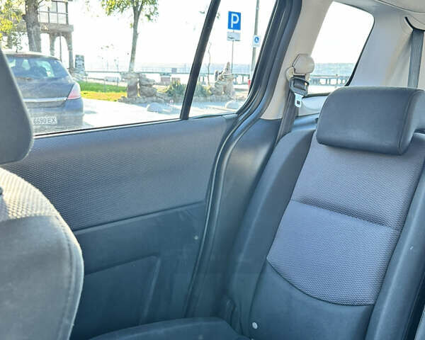 Мазда 5 2006 в Николаеве на Automoto.ua Серый Мазда 5, объемом двигателя 2 л и пробегом 500 тыс. км за 4750 $, фото 35 на Automoto.ua