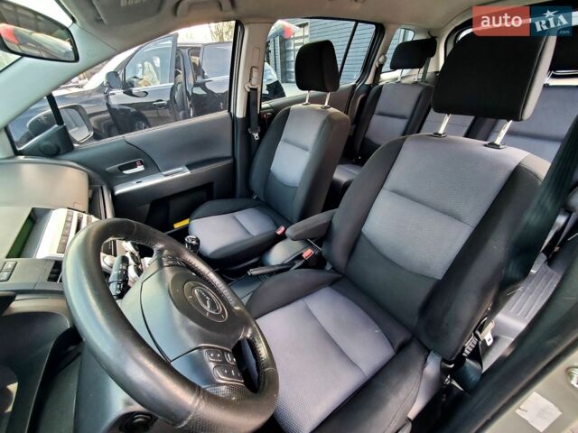 Сірий Мазда 5, об'ємом двигуна 2 л та пробігом 288 тис. км за 4600 $, фото 48 на Automoto.ua