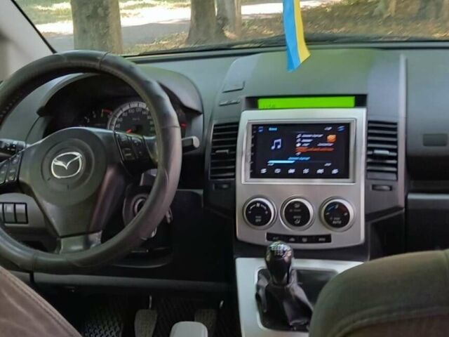 Сірий Мазда 5, об'ємом двигуна 2 л та пробігом 232 тис. км за 4500 $, фото 8 на Automoto.ua