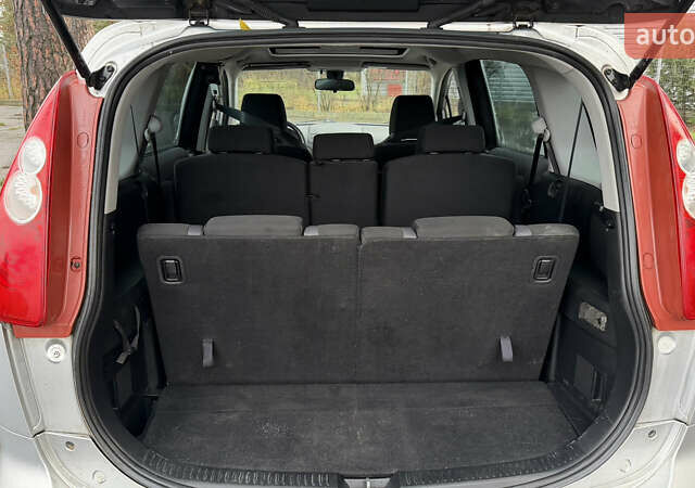 Сірий Мазда 5, об'ємом двигуна 2 л та пробігом 289 тис. км за 4900 $, фото 21 на Automoto.ua