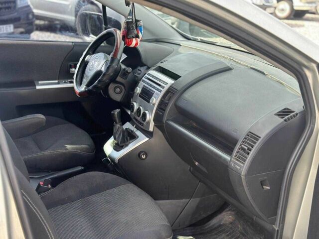 Серый Мазда 5, объемом двигателя 2 л и пробегом 260 тыс. км за 2699 $, фото 7 на Automoto.ua