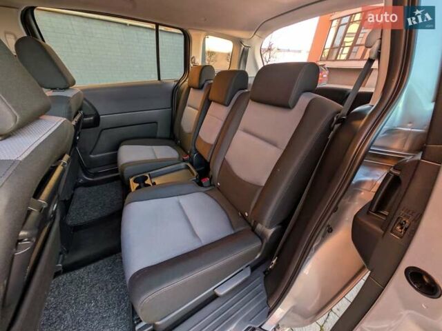 Серый Мазда 5, объемом двигателя 1.8 л и пробегом 236 тыс. км за 5499 $, фото 29 на Automoto.ua