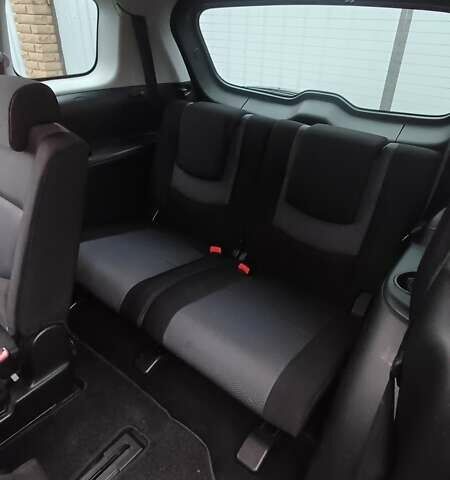 Серый Мазда 5, объемом двигателя 2 л и пробегом 184 тыс. км за 5500 $, фото 13 на Automoto.ua