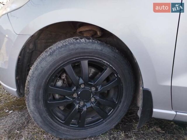 Серый Мазда 5, объемом двигателя 2 л и пробегом 222 тыс. км за 6300 $, фото 14 на Automoto.ua