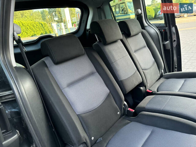 Серый Мазда 5, объемом двигателя 2 л и пробегом 256 тыс. км за 5599 $, фото 76 на Automoto.ua