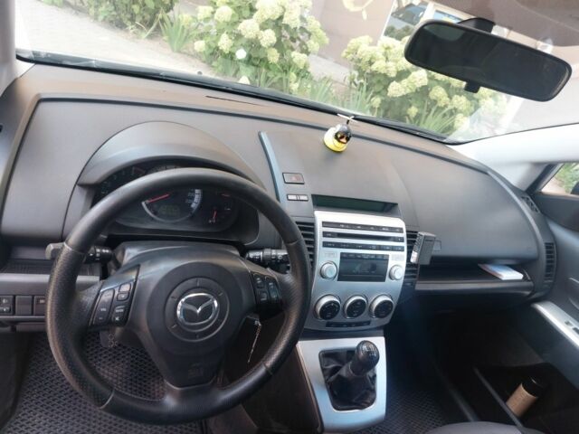 Серый Мазда 5, объемом двигателя 2 л и пробегом 412 тыс. км за 3700 $, фото 5 на Automoto.ua