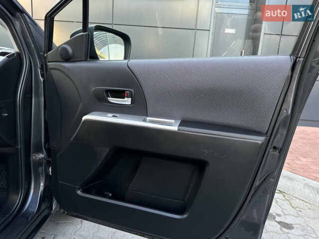 Серый Мазда 5, объемом двигателя 2 л и пробегом 256 тыс. км за 5599 $, фото 63 на Automoto.ua