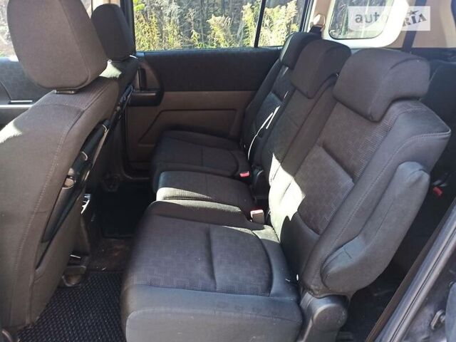 Сірий Мазда 5, об'ємом двигуна 2 л та пробігом 335 тис. км за 5000 $, фото 10 на Automoto.ua