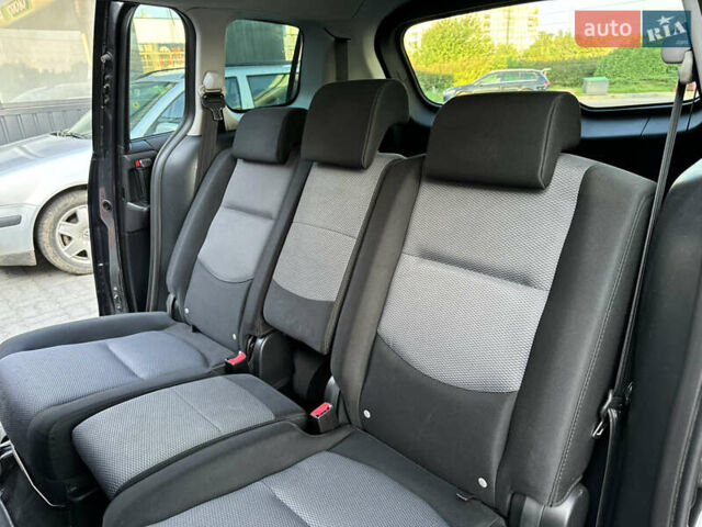 Серый Мазда 5, объемом двигателя 2 л и пробегом 256 тыс. км за 5599 $, фото 59 на Automoto.ua