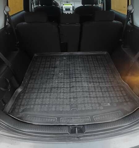 Серый Мазда 5, объемом двигателя 2 л и пробегом 184 тыс. км за 5500 $, фото 19 на Automoto.ua