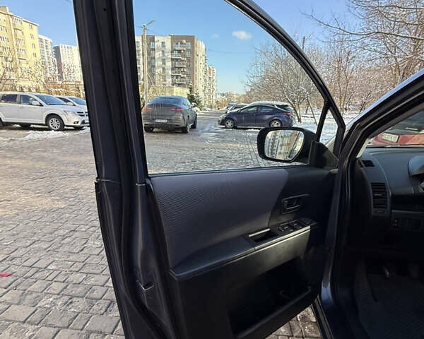 Сірий Мазда 5, об'ємом двигуна 1.8 л та пробігом 278 тис. км за 5800 $, фото 12 на Automoto.ua