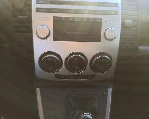 Сірий Мазда 5, об'ємом двигуна 2 л та пробігом 335 тис. км за 5000 $, фото 19 на Automoto.ua