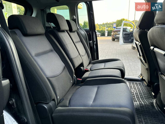 Серый Мазда 5, объемом двигателя 2 л и пробегом 256 тыс. км за 5599 $, фото 74 на Automoto.ua