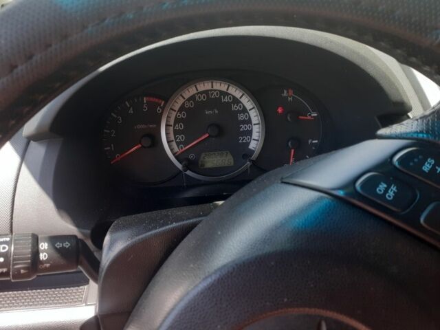 Мазда 5 2007 в Луцке на Automoto.ua Серый Мазда 5, объемом двигателя 2 л и пробегом 302 тыс. км за 5000 $, фото 5 на Automoto.ua