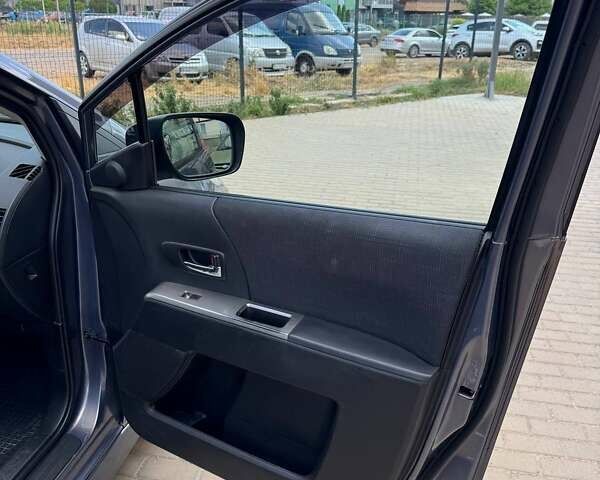 Сірий Мазда 5, об'ємом двигуна 2 л та пробігом 323 тис. км за 5400 $, фото 10 на Automoto.ua